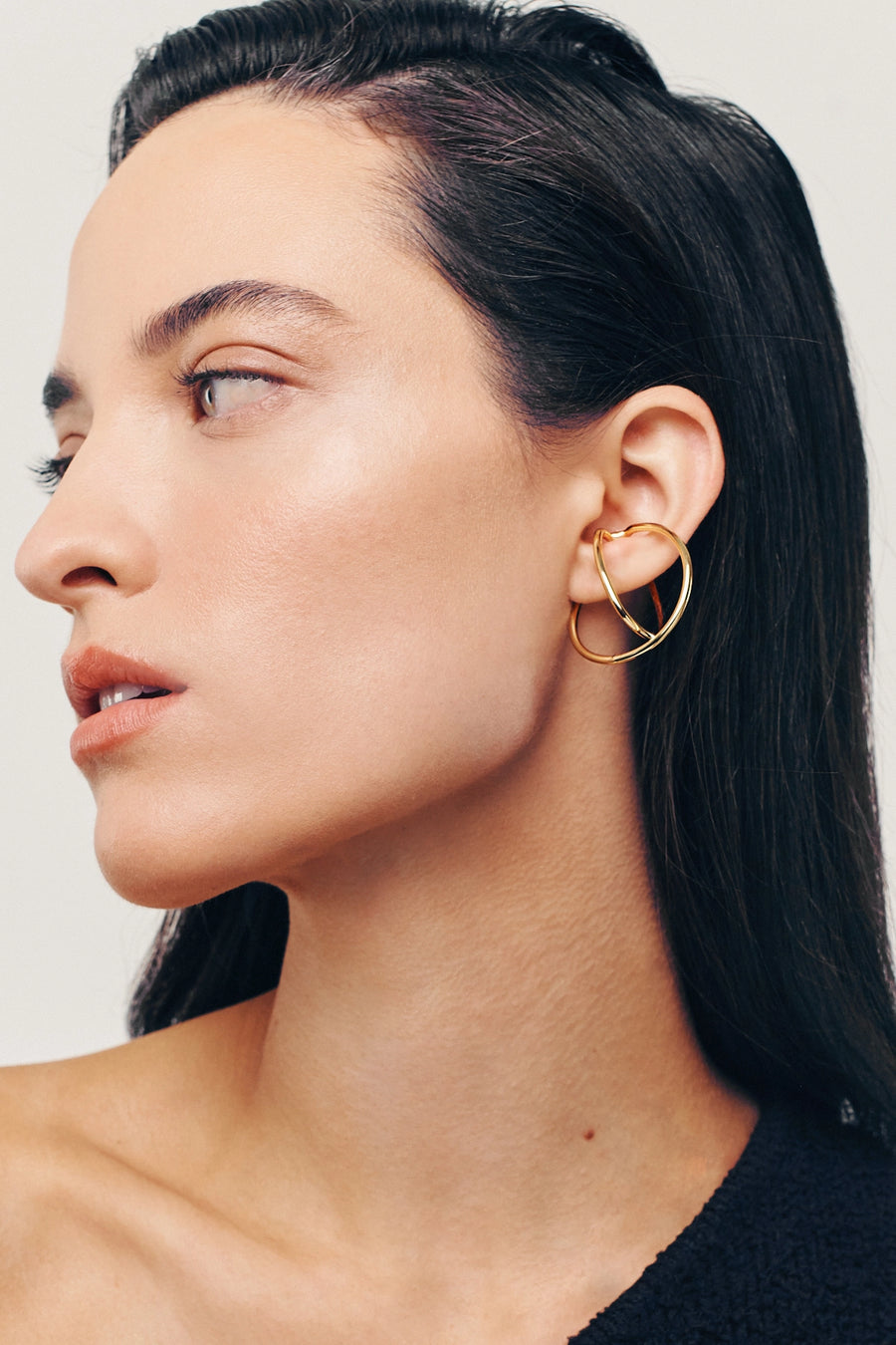 MAJOR Hoops. Bent hoops earlobe hugger earrings, no piercings, 18K gold vermeil, handmade, hypoallergenic, water-resistant